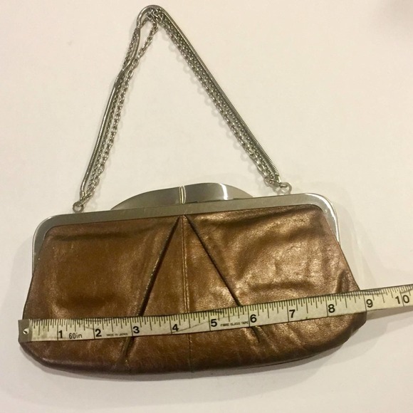 HOBO Brand handbag with chain - Picture 4 of 9